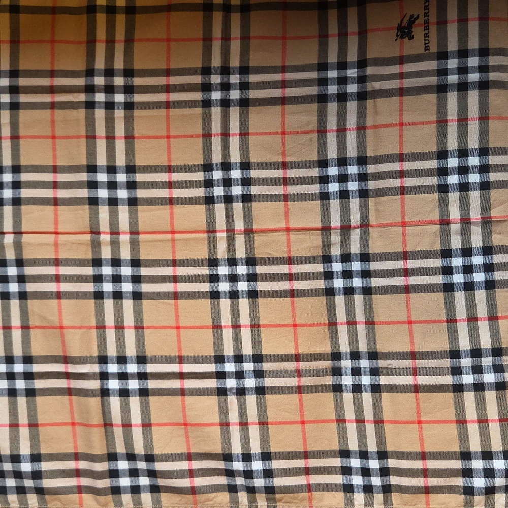 Burberry Beige and Black‎ Plaid Square 18×18"